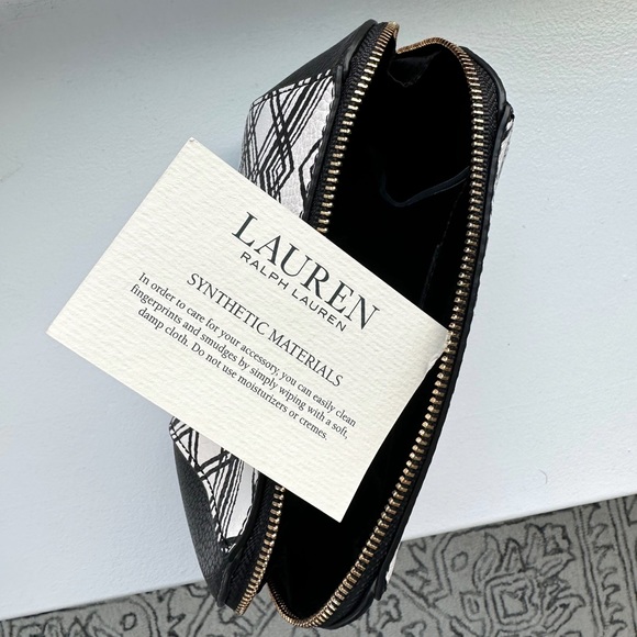 Ralph Lauren Cosmetic Case - Picture 4 of 7